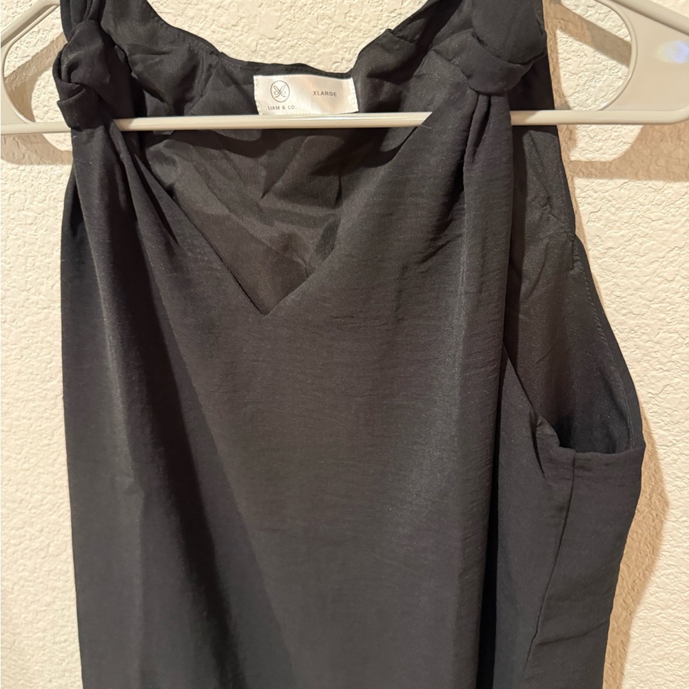 Black Sleeveless Top